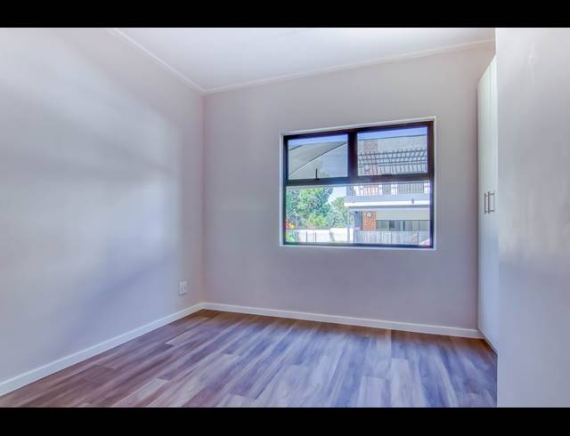 2 BEDROOM APARTMENT RENTED IN BRYANSTON
